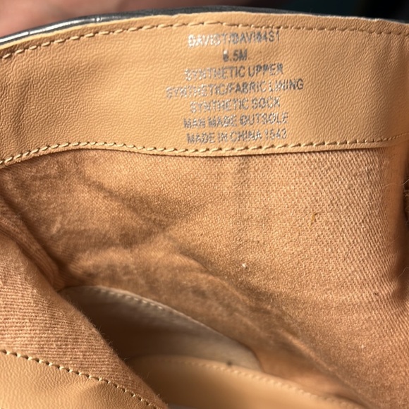 Steve Madden boots with heels Bluish gray alligator print Size 6.5 - Picture 8 of 9